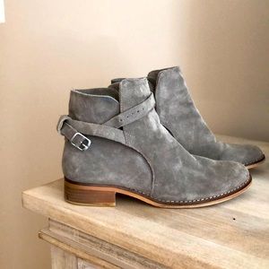 Urban outfitters leather boots